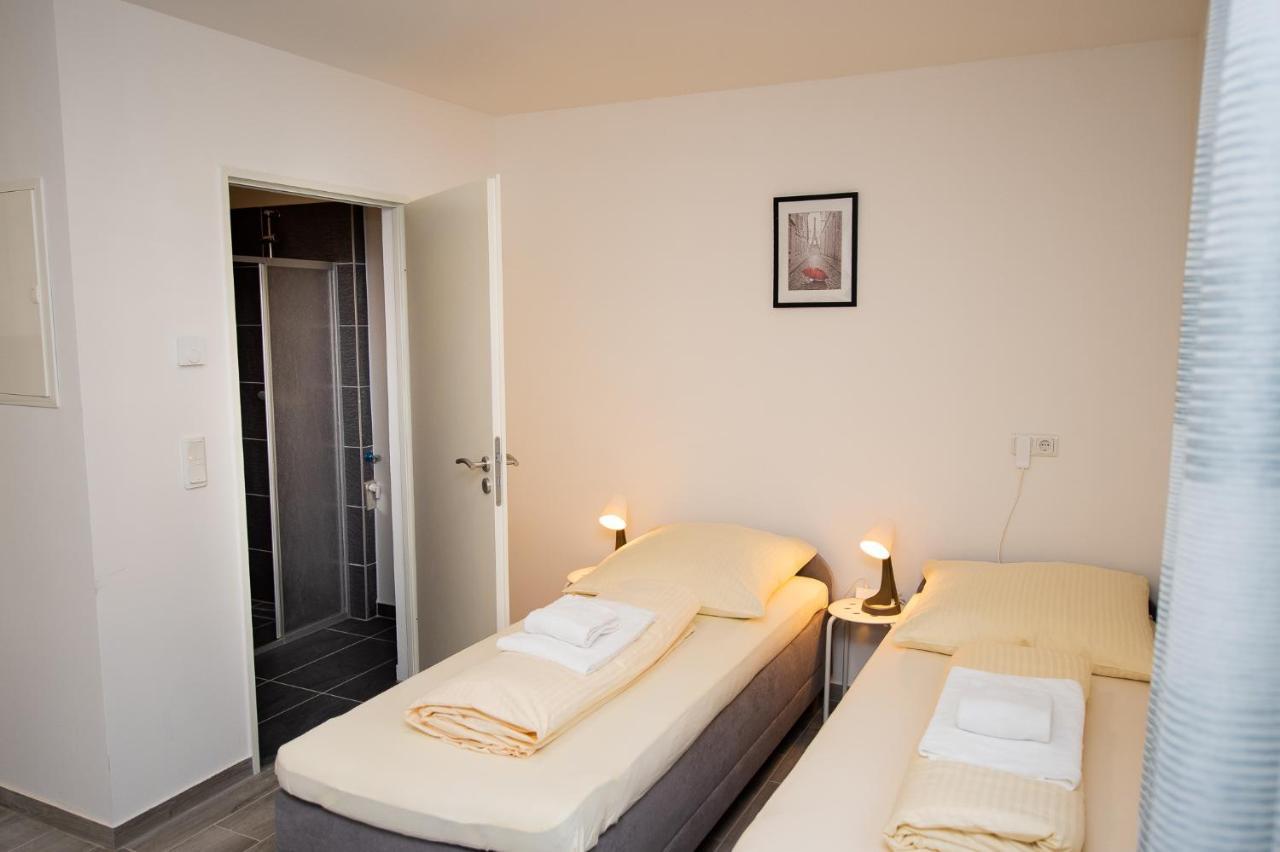 Modern Living Studio Kueche Netflix Inklusive Top Lage Nuremberg Luaran gambar