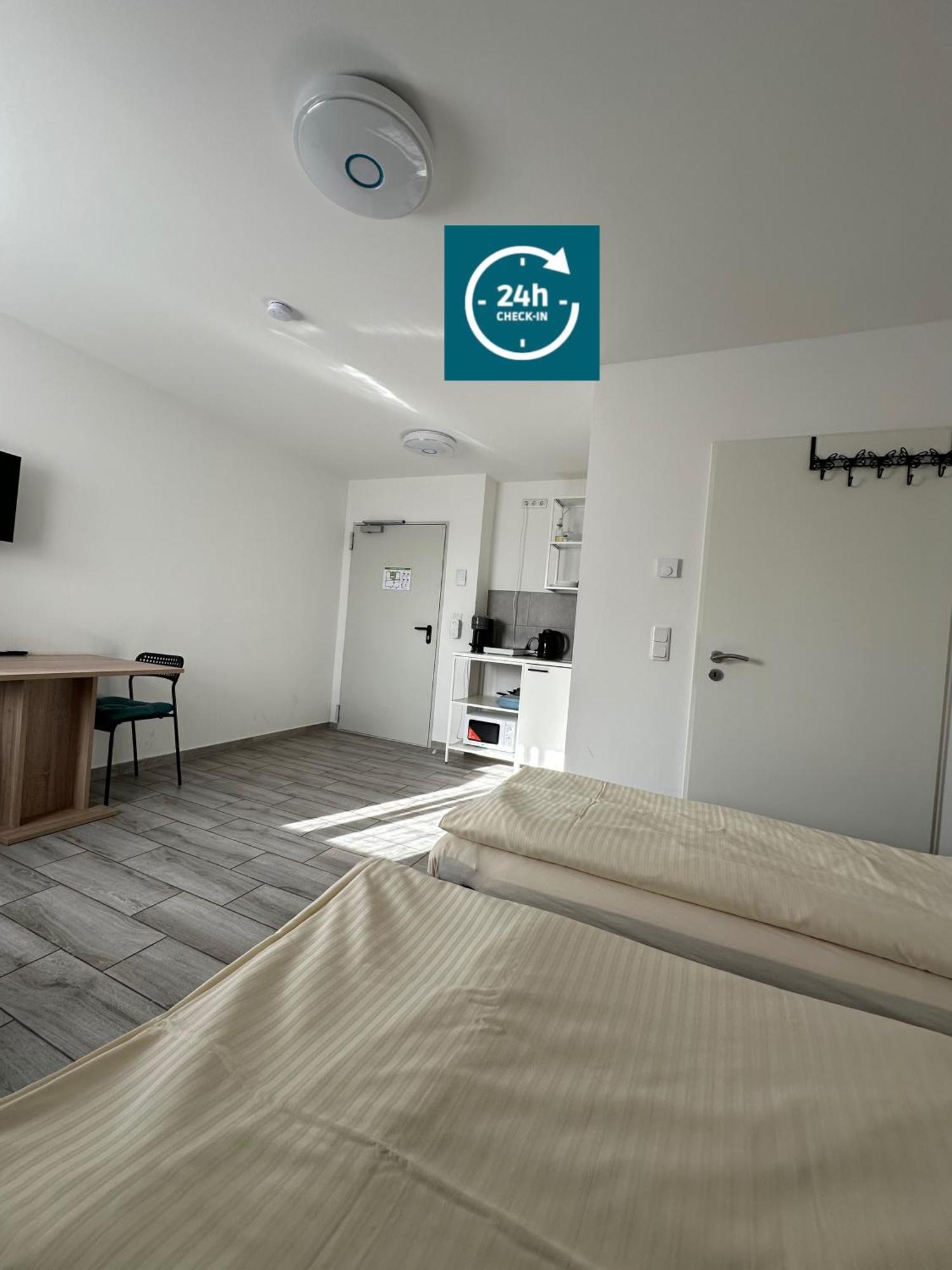 Modern Living Studio Kueche Netflix Inklusive Top Lage Nuremberg Luaran gambar