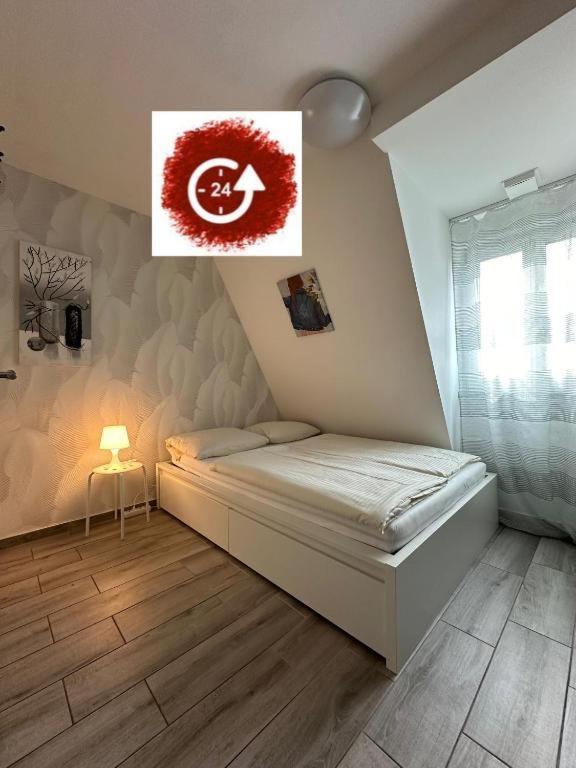 Modern Living Studio Kueche Netflix Inklusive Top Lage Nuremberg Luaran gambar